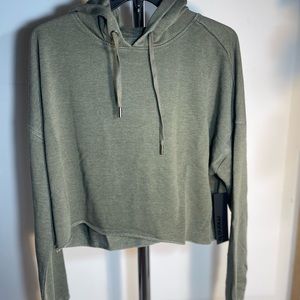 MONO B  Hazel green Cropped sweatshirt size Large